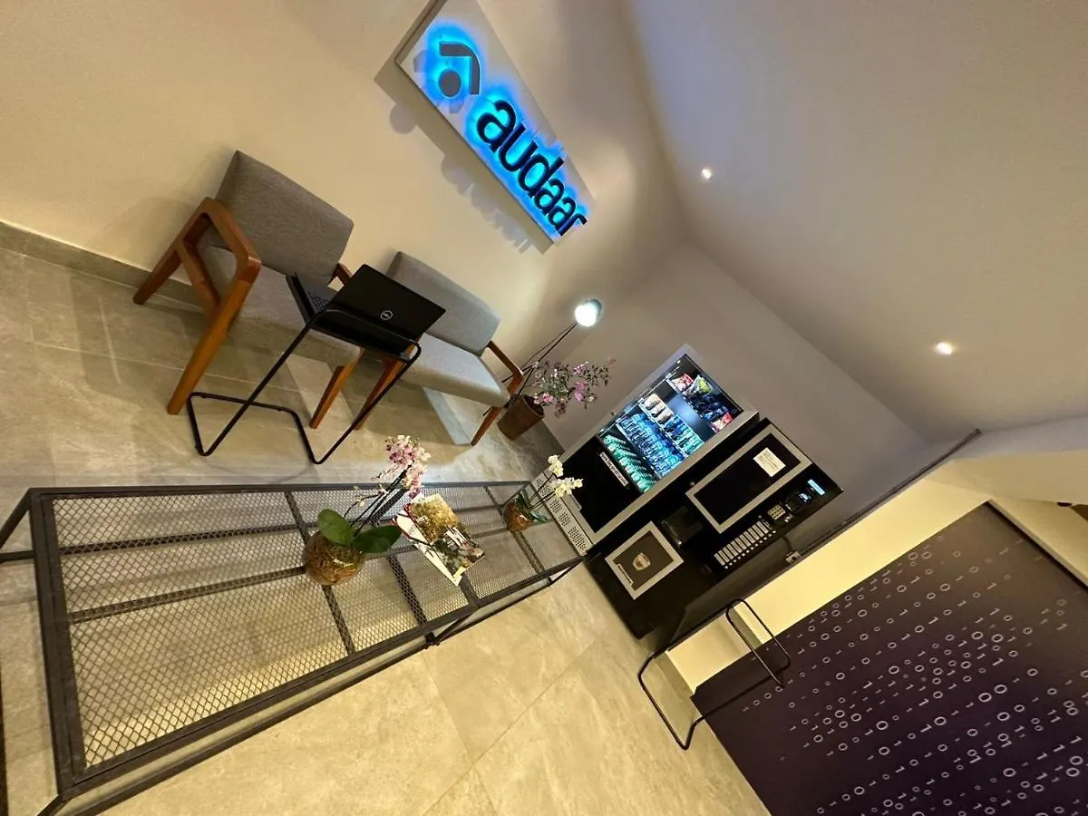 Audaar Tech Suites - Aeroporto De Congonhas Sao Paulo 0*,